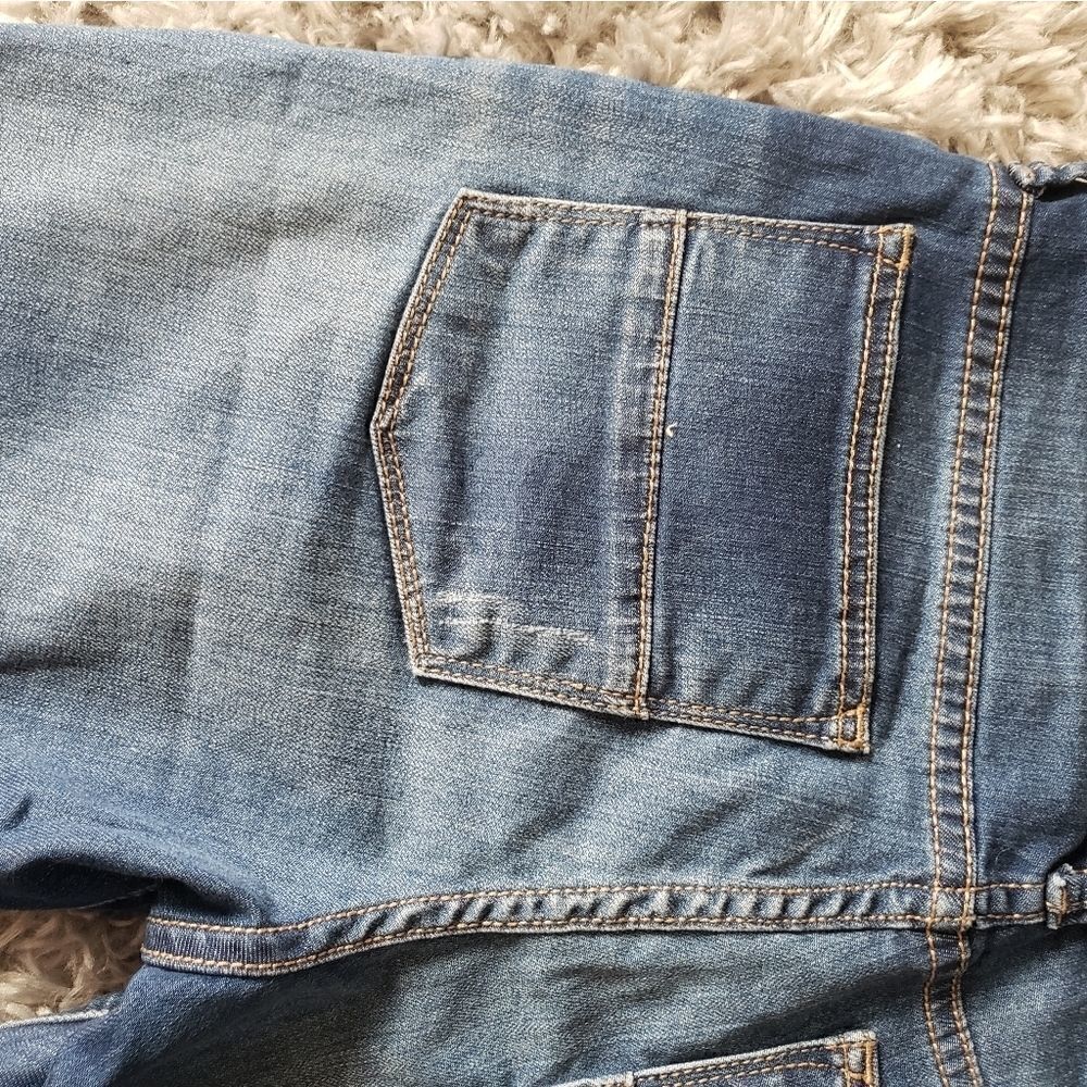 Kut from the kloth shorts sz 4 - Picture 7 of 11